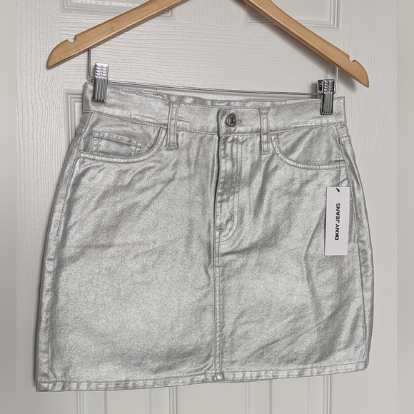 NWT DKNY Women's (Size 26) Silver Metallic-Foiled High-Rise Mini Skirt - Picture 2 of 16